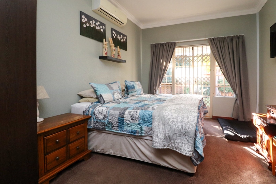 3 Bedroom Property for Sale in Flamwood North West